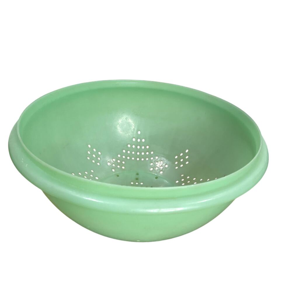 Tupperware Pasta Strainer Colander Vintage Jadeite Green Footed MCM